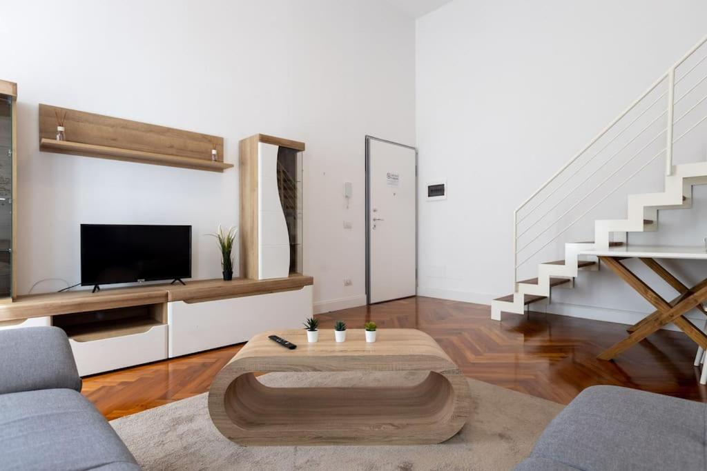Loft2 Via Morosini Centro Varese - Ixihome Экстерьер фото